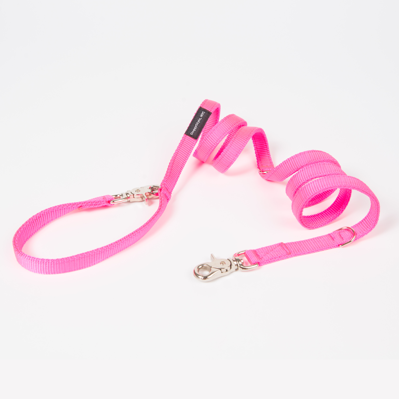 Adjustable leashes