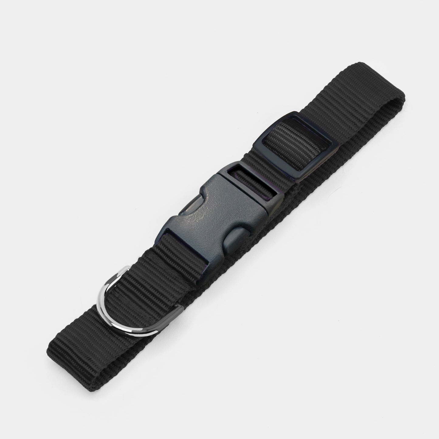 Simple nylon collars