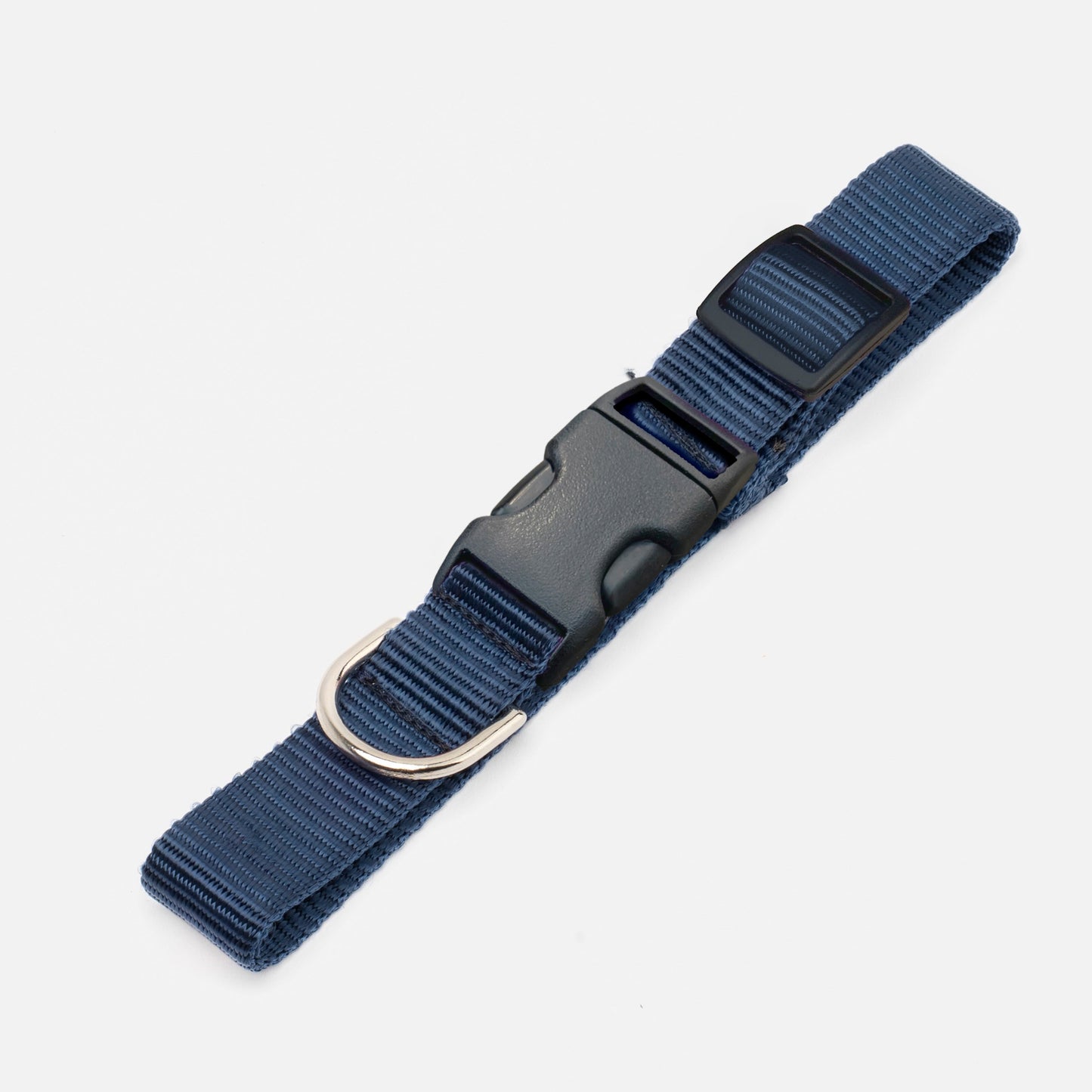 Simple nylon collars