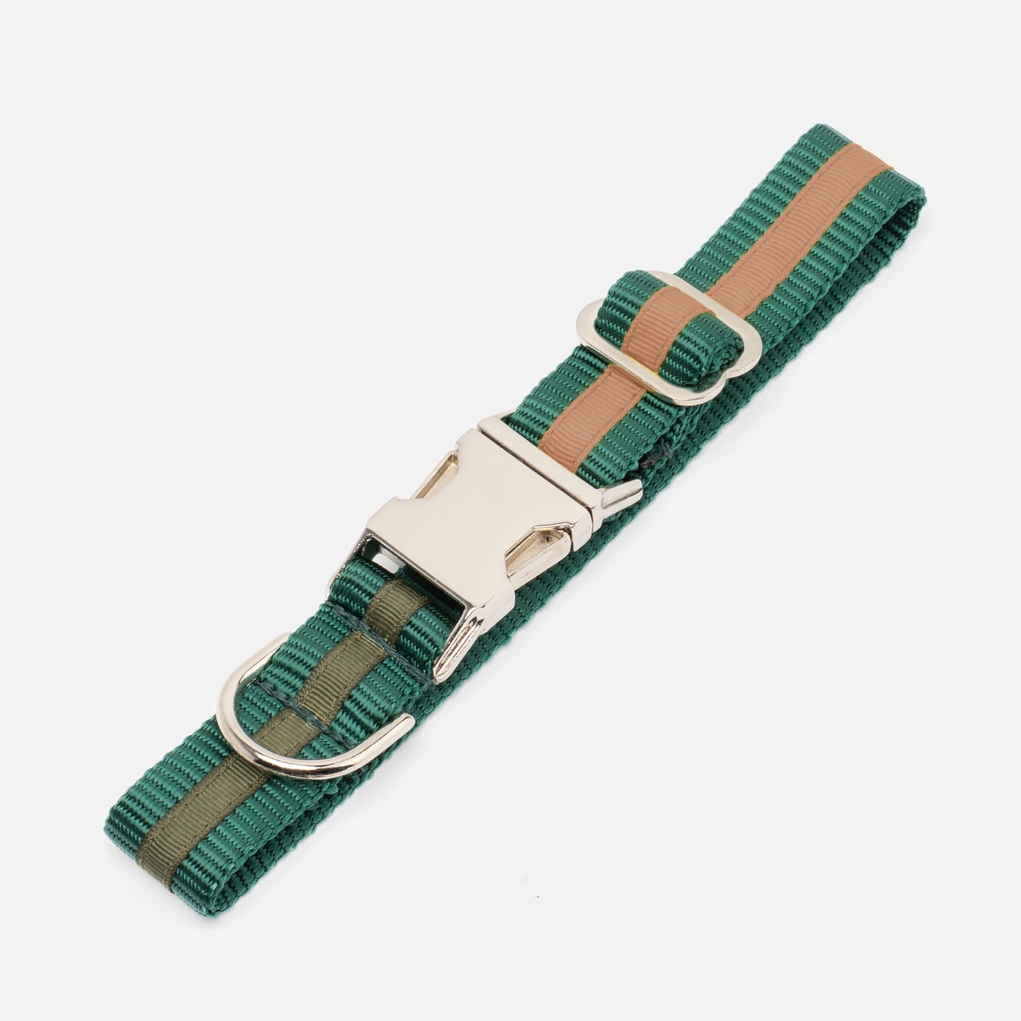 Two-tone collars