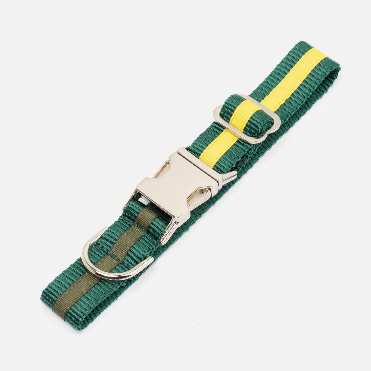 Two-tone collars