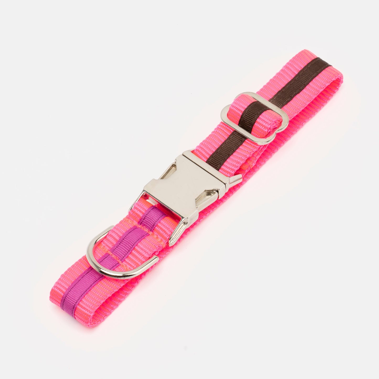 Two-tone collars