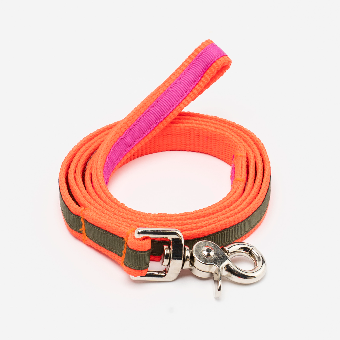 Two-tone leashes