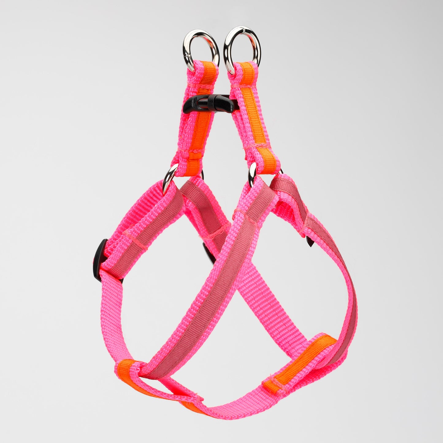 Two-tone harnesses