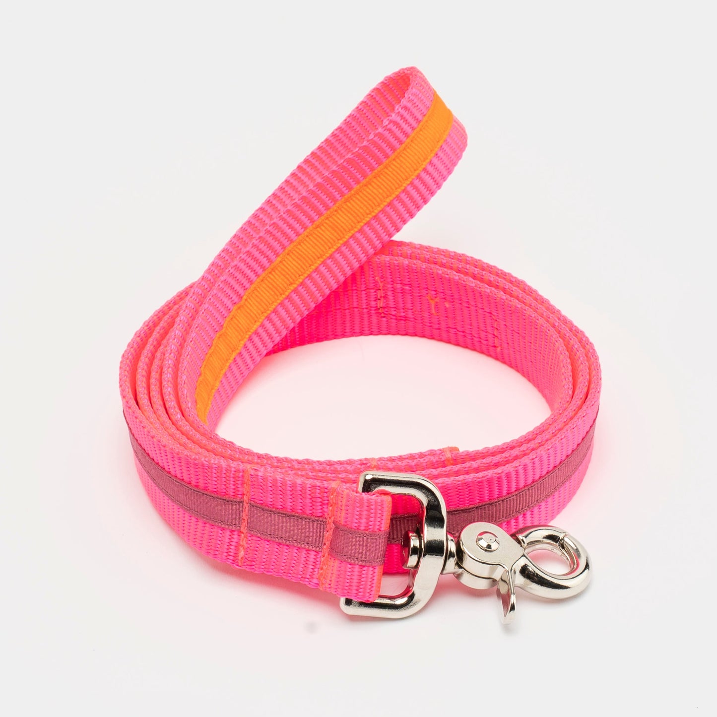 Two-tone leashes