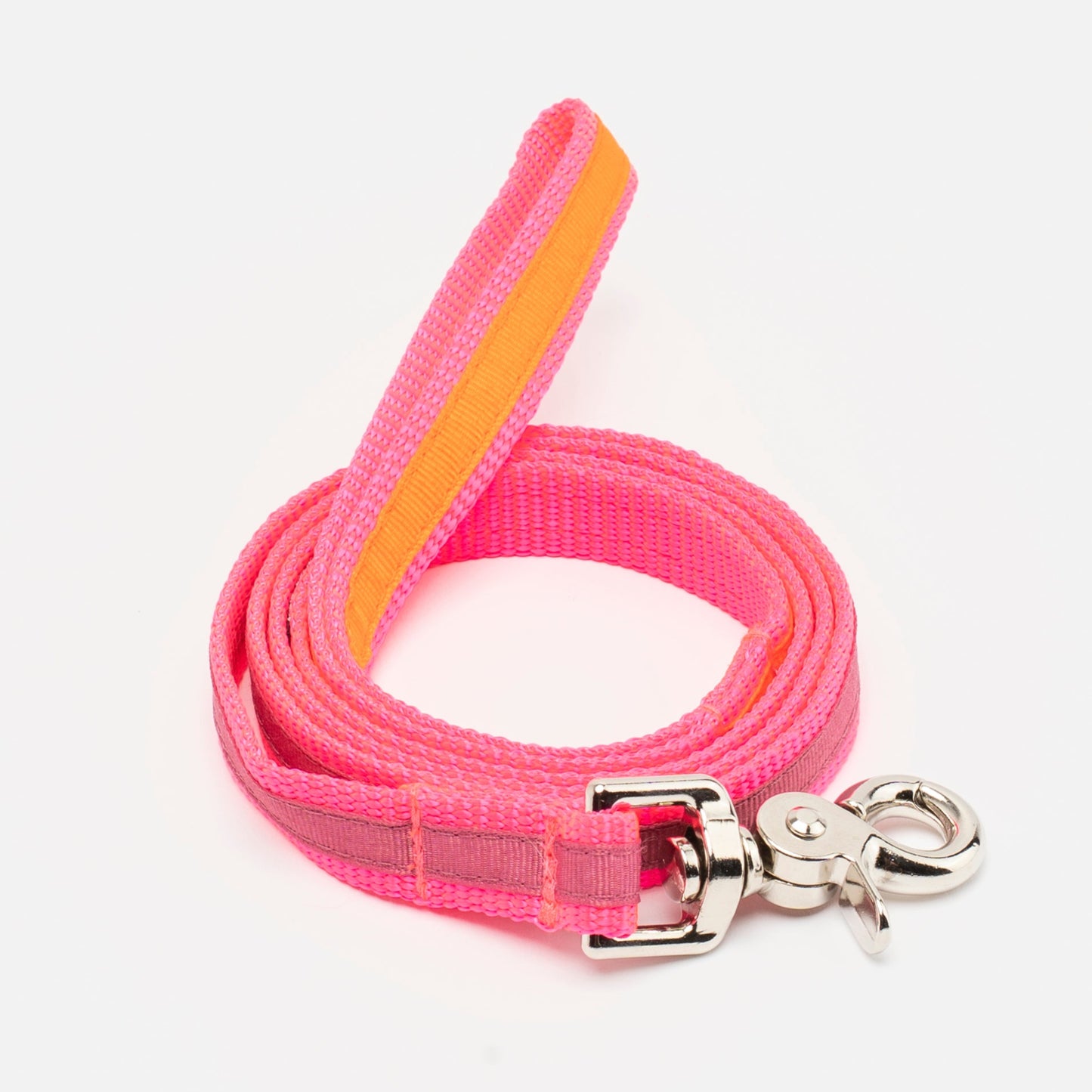 Two-tone leashes